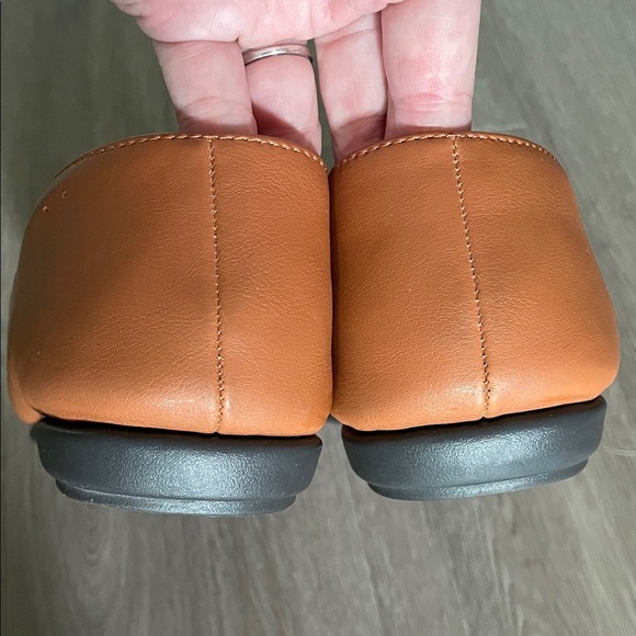 AEROSOLES Women Quilted Brown Loafers Size 11 Wide Quiet Luxury Business Causal - Picture 6 of 10